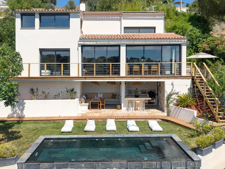 Villa for Sale in Nice, Nice Area 1