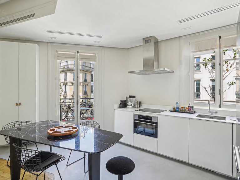 Apartment for Sale in 1st (louvre - Vendôme), Paris Right Bank (1st, 2nd, 3rd, 4th) 8