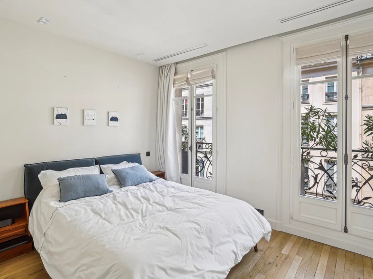 Apartment for Sale in 1st (louvre - Vendôme), Paris Right Bank (1st, 2nd, 3rd, 4th) 10