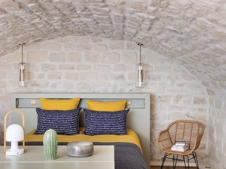 Apartment for Sale in 17th (monceau - Batignolles -ternes), Monceau - Montmartre (9th,17th, 18th) 19