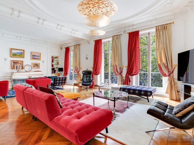 Apartment for Sale in 17th (monceau - Batignolles -ternes), Monceau - Montmartre (9th,17th, 18th) 1