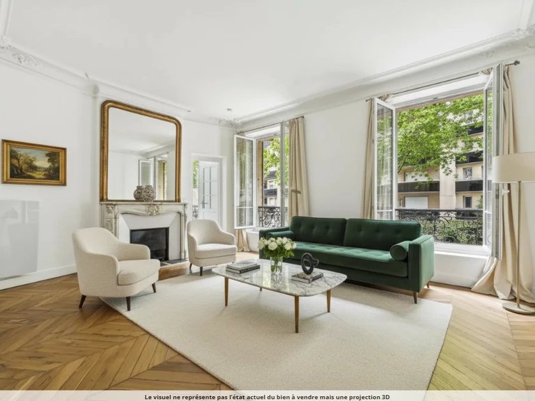 Apartment for Sale in 16th (trocadéro - Etoile - Passy), Golden Triangle - Trocadéro (8th - 16th) 2