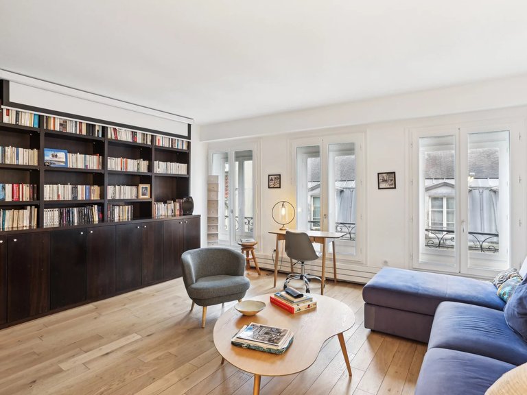 Apartment for Sale in 6th (saint Germain Des Prés - Luxembourg), Paris Left Bank (5th,6th & 7th ) 2