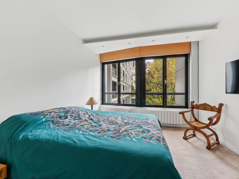 Apartment for Sale in 16th (trocadéro - Etoile - Passy), Golden Triangle - Trocadéro (8th - 16th) 13
