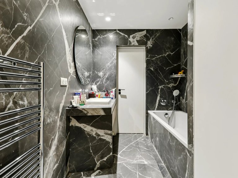 Apartment for Sale in 16th (trocadéro - Etoile - Passy), Golden Triangle - Trocadéro (8th - 16th) 14