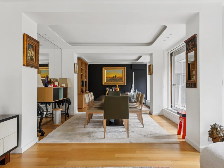 Apartment for Sale in 16th (trocadéro - Etoile - Passy), Golden Triangle - Trocadéro (8th - 16th) 3