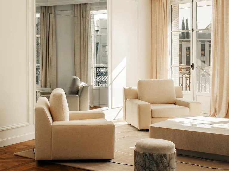 Apartment for Sale in 16th (trocadéro - Etoile - Passy), Golden Triangle - Trocadéro (8th - 16th) 5