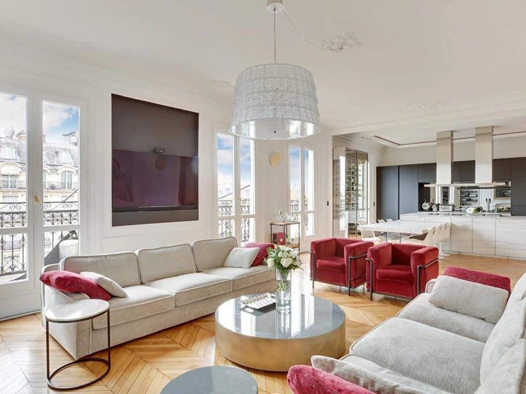 Apartment for Sale in 8th (golden Triangle - Parc Monceau), Golden Triangle - Trocadéro (8th - 16th) 2
