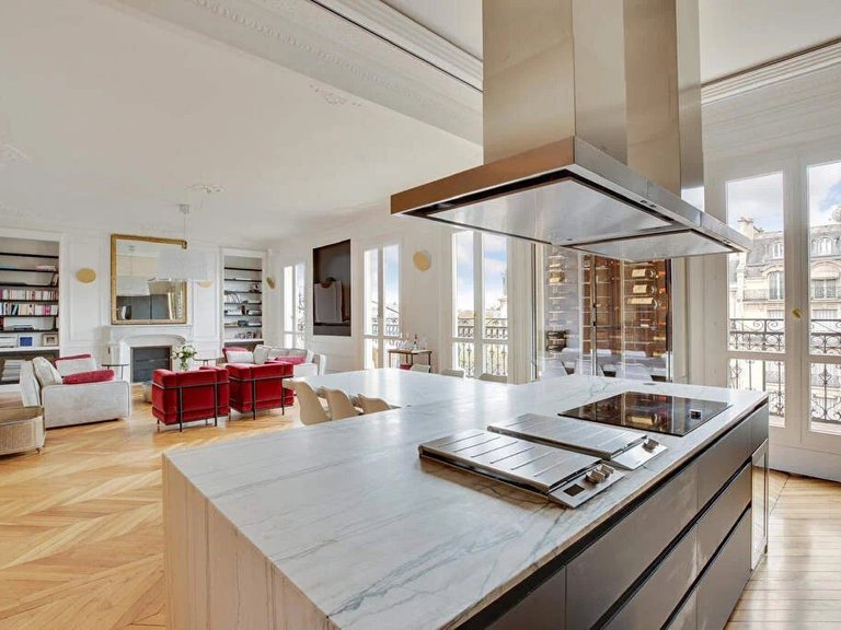 Apartment for Sale in 8th (golden Triangle - Parc Monceau), Golden Triangle - Trocadéro (8th - 16th) 7