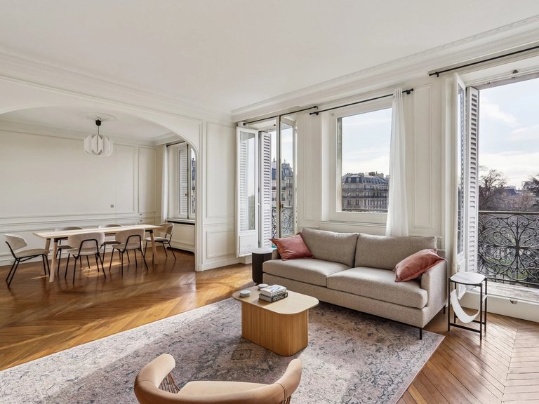 Apartment for Sale in 6th (saint Germain Des Prés - Luxembourg), Paris Left Bank (5th,6th & 7th ) 4