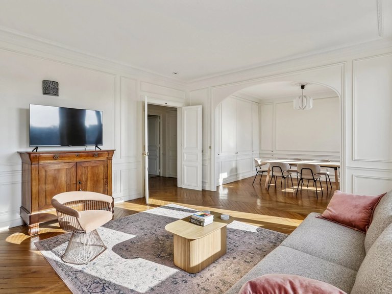 Apartment for Sale in 6th (saint Germain Des Prés - Luxembourg), Paris Left Bank (5th,6th & 7th ) 6