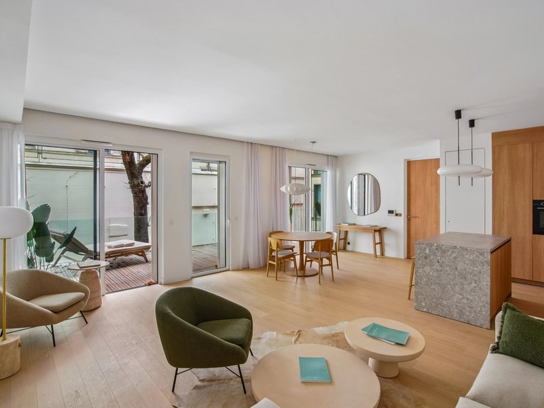 Apartment for Sale in 8th (golden Triangle - Parc Monceau), Golden Triangle - Trocadéro (8th - 16th) 5