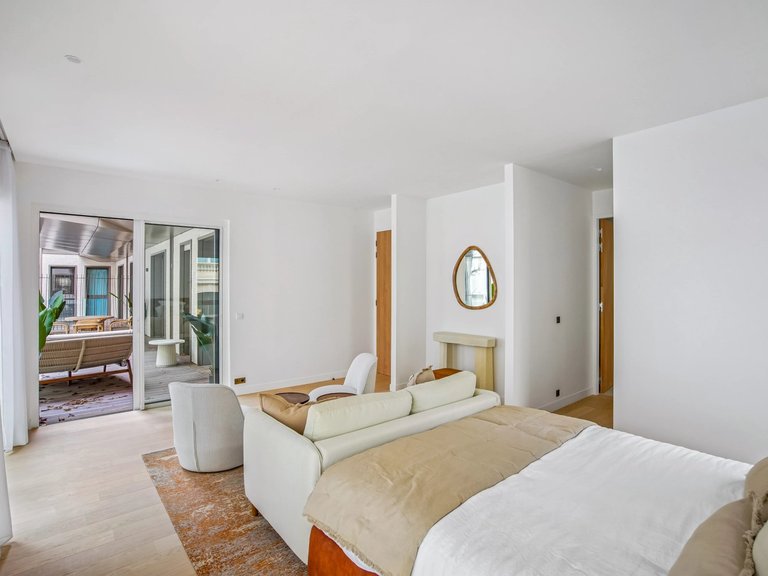 Apartment for Sale in 8th (golden Triangle - Parc Monceau), Golden Triangle - Trocadéro (8th - 16th) 11