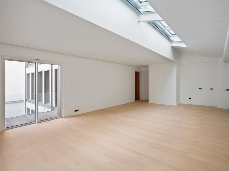 Apartment for Sale in 8th (golden Triangle - Parc Monceau), Golden Triangle - Trocadéro (8th - 16th) 6