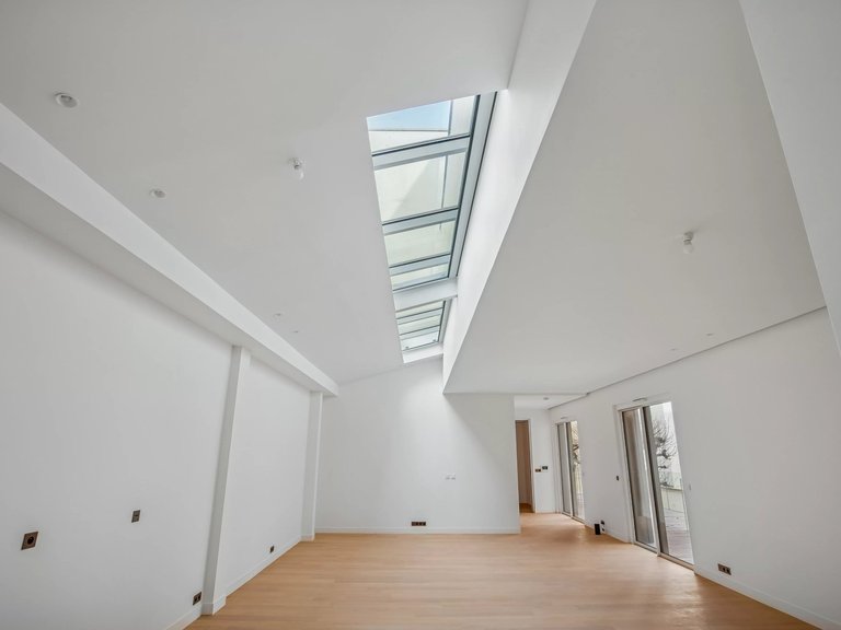 Apartment for Sale in 8th (golden Triangle - Parc Monceau), Golden Triangle - Trocadéro (8th - 16th) 8