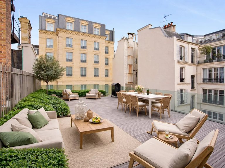 Apartment for Sale in 8th (golden Triangle - Parc Monceau), Golden Triangle - Trocadéro (8th - 16th) 6