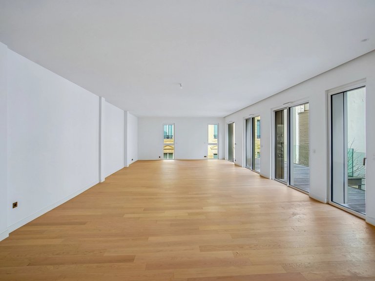 Apartment for Sale in 8th (golden Triangle - Parc Monceau), Golden Triangle - Trocadéro (8th - 16th) 10