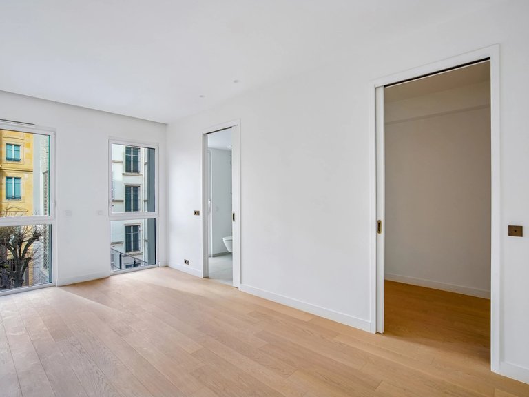 Apartment for Sale in 8th (golden Triangle - Parc Monceau), Golden Triangle - Trocadéro (8th - 16th) 12
