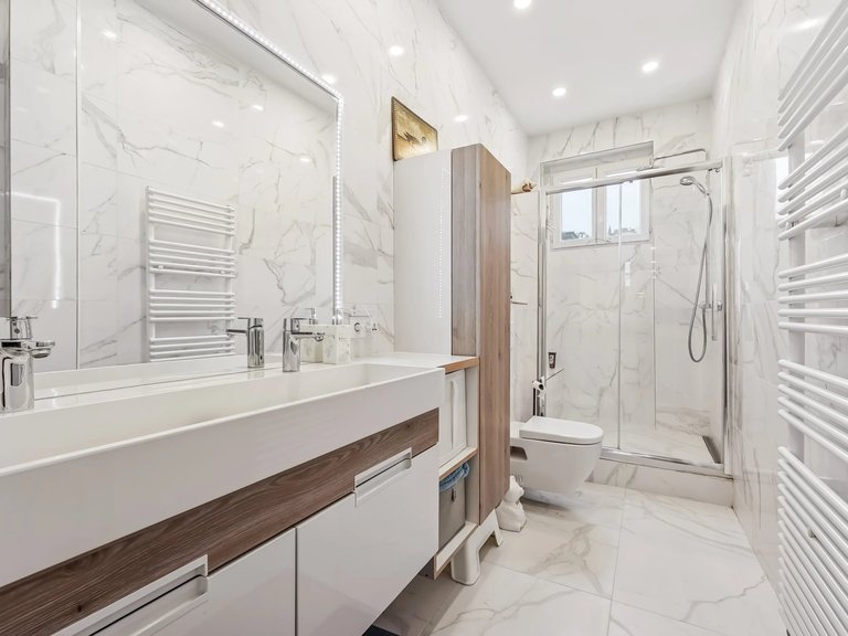 Apartment for Sale in 16th (trocadéro - Etoile - Passy), Golden Triangle - Trocadéro (8th - 16th) 8