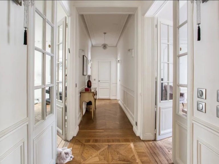 Apartment for Sale in 16th (trocadéro - Etoile - Passy), Golden Triangle - Trocadéro (8th - 16th) 5