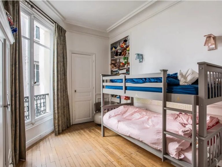 Apartment for Sale in 16th (trocadéro - Etoile - Passy), Golden Triangle - Trocadéro (8th - 16th) 8