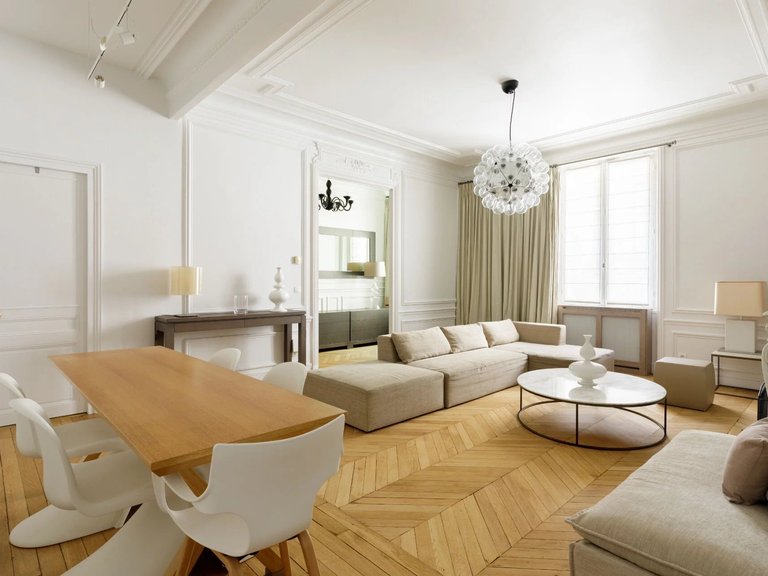 Apartment for Sale in 16th (trocadéro - Etoile - Passy), Golden Triangle - Trocadéro (8th - 16th) 12
