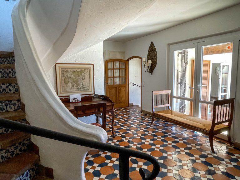 Villa for Sale in La Colle Sur Loup, Vence, St. Paul Area 5