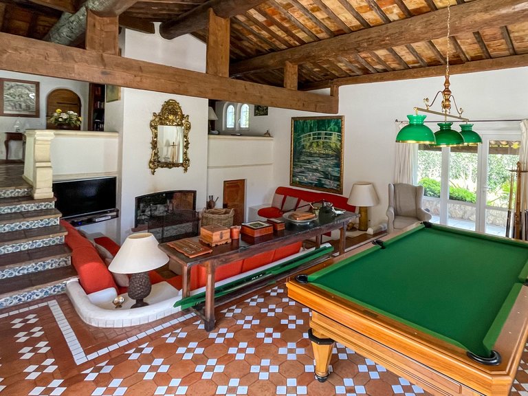 Villa for Sale in La Colle Sur Loup, Vence, St. Paul Area 8