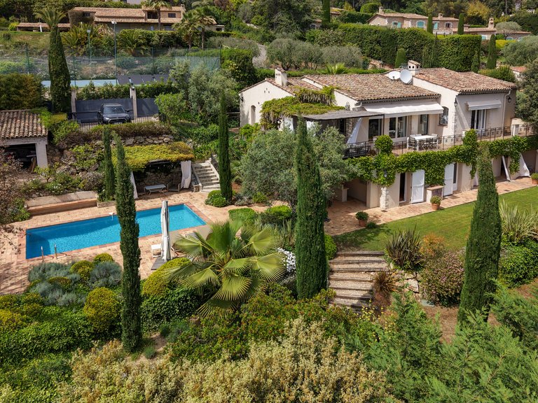 Villa for Sale in La Colle Sur Loup, Vence, St. Paul Area 1