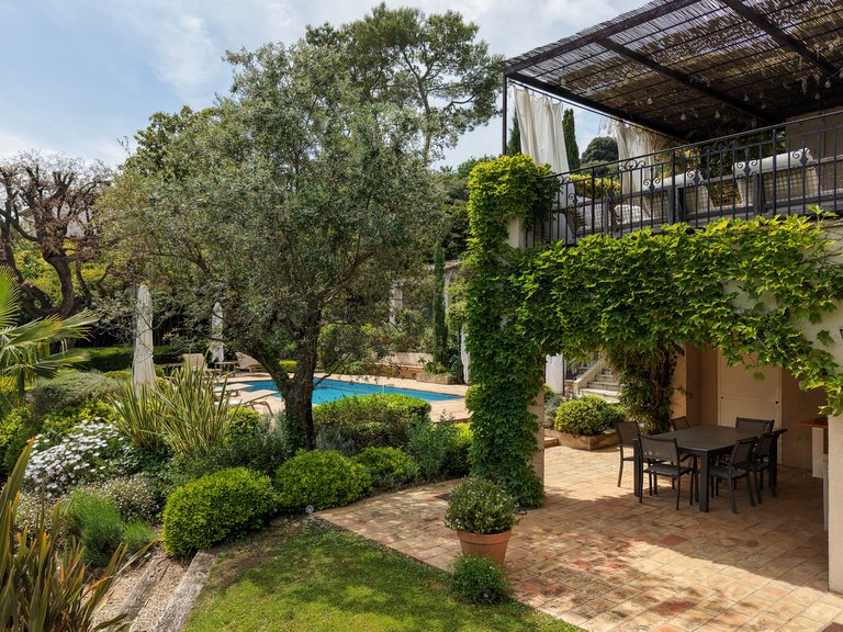 Villa for Sale in La Colle Sur Loup, Vence, St. Paul Area 4