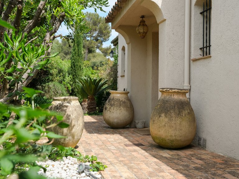 Villa for Sale in La Colle Sur Loup, Vence, St. Paul Area 7