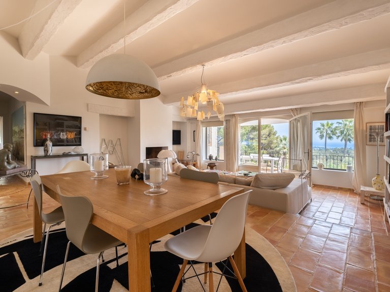 Villa for Sale in La Colle Sur Loup, Vence, St. Paul Area 9