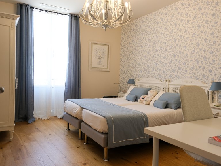 Villa for Sale in La Colle Sur Loup, Vence, St. Paul Area 13