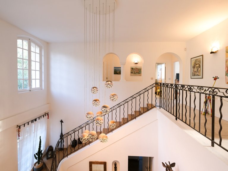 Villa for Sale in La Colle Sur Loup, Vence, St. Paul Area 11