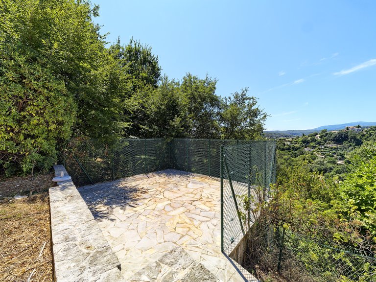 Villa for Sale in St Paul, Vence, St. Paul Area 17