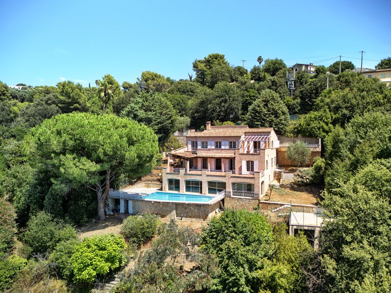 Villa for Sale in St Paul, Vence, St. Paul Area 1
