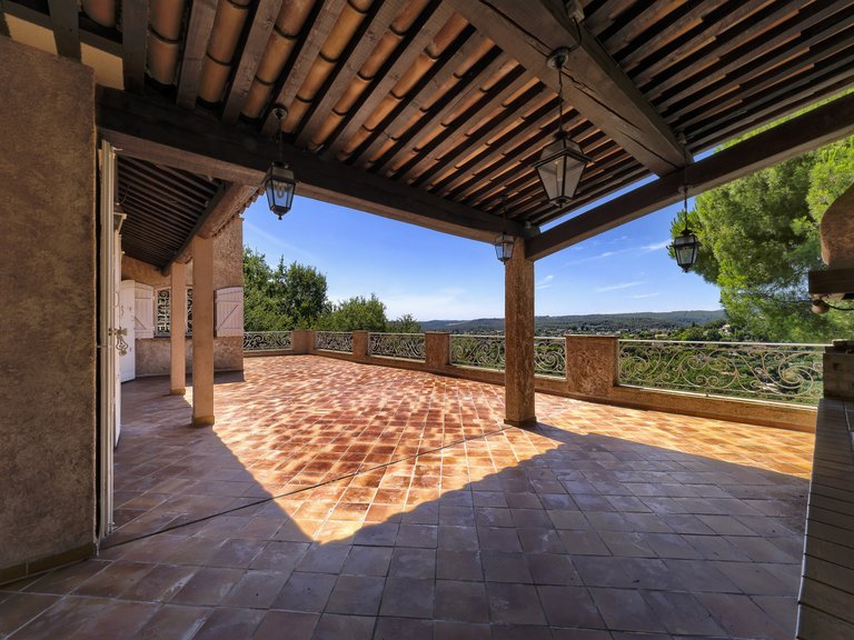 Villa for Sale in St Paul, Vence, St. Paul Area 3