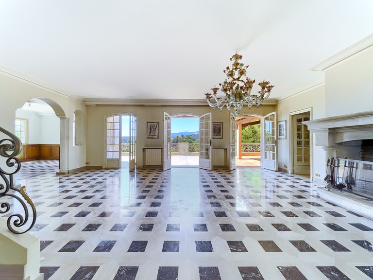 Villa for Sale in St Paul, Vence, St. Paul Area 6