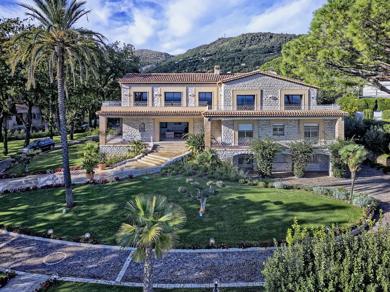 Villa for Sale in Vence, Vence, St. Paul Area 3