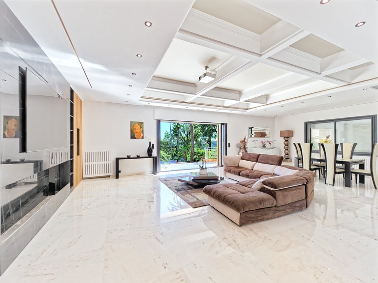 Villa for Sale in Vence, Vence, St. Paul Area 10