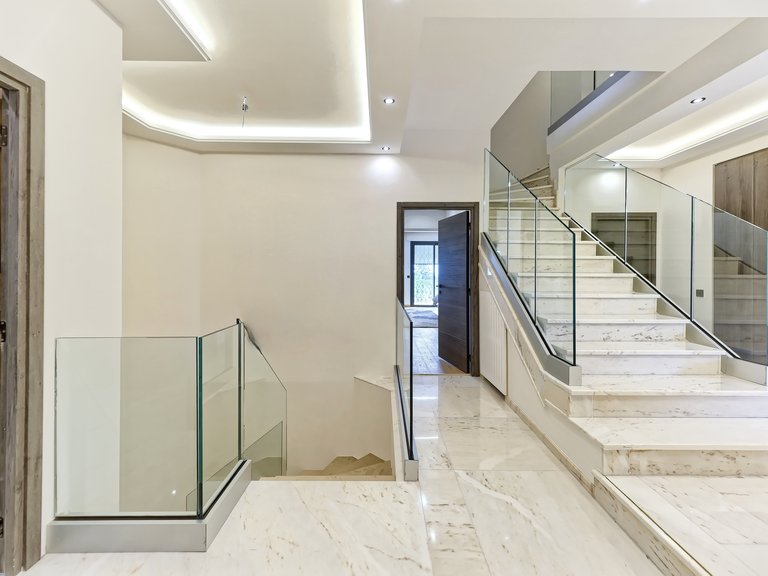 Villa for Sale in Vence, Vence, St. Paul Area 16