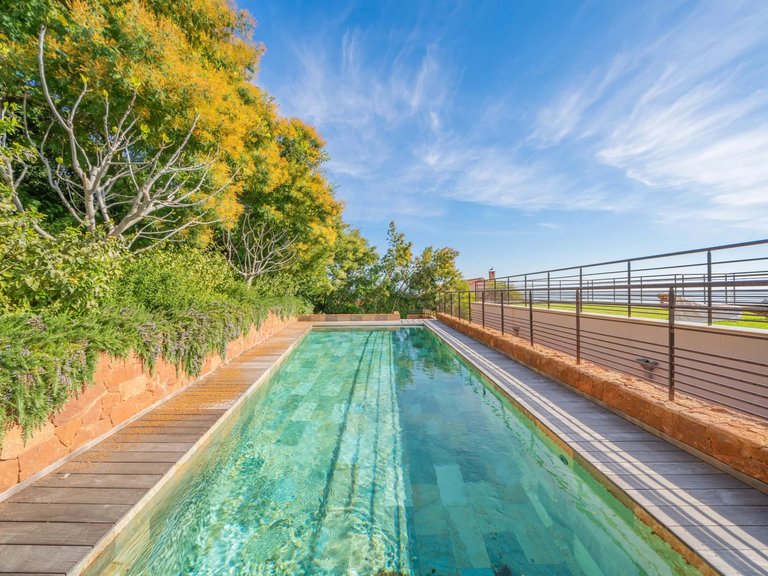 Villa for Sale in Theoule Sur Mer, Cannes Area 9