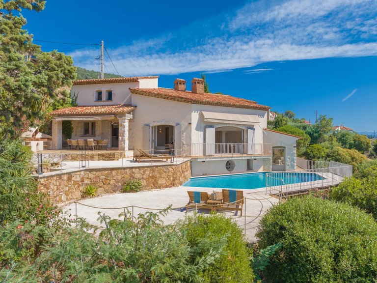 Villa for Sale in Mandelieu La Napoule, Cannes Area 14