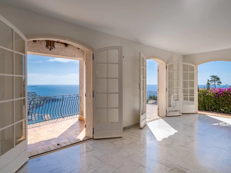 Villa for Sale in Theoule Sur Mer, Cannes Area 5