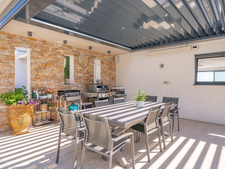 Villa for Sale in Mandelieu La Napoule, Cannes Area 13