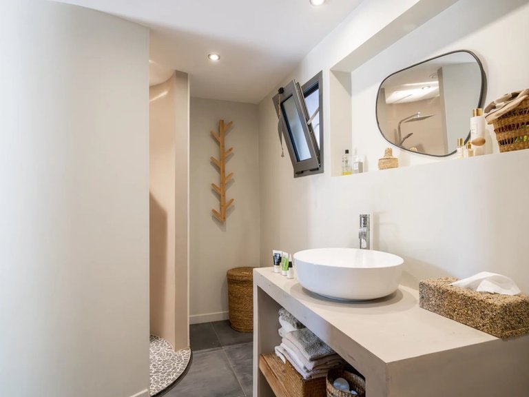 Villa for Sale in Mandelieu La Napoule, Cannes Area 14