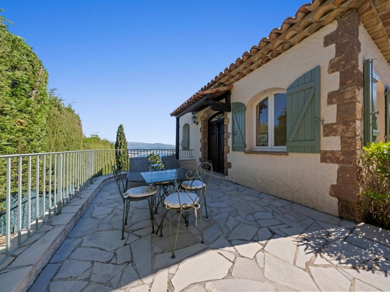 Villa for Sale in Theoule Sur Mer, Cannes Area 19