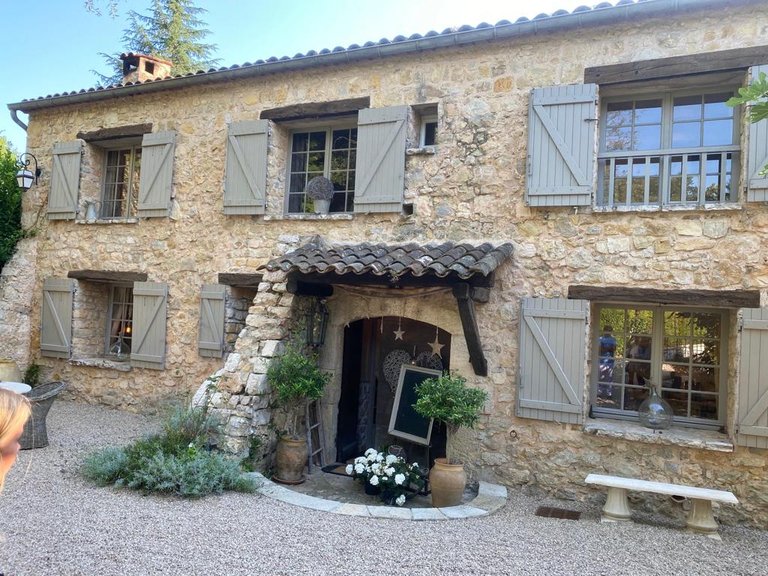 Villa for Sale in Le Rouret, Mougins, Valbonne, Grasse Area 2
