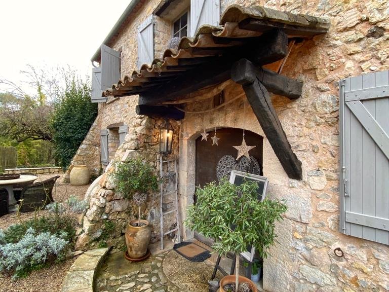 Villa for Sale in Le Rouret, Mougins, Valbonne, Grasse Area 8