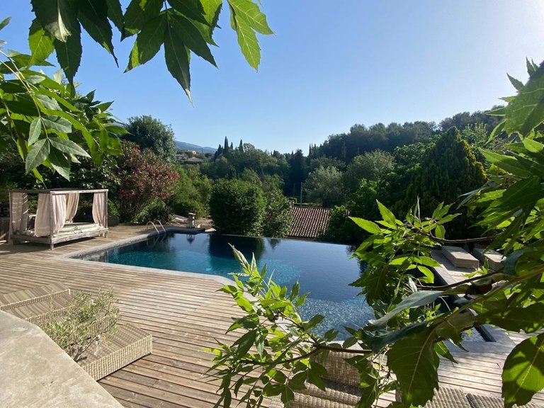 Villa for Sale in Le Rouret, Mougins, Valbonne, Grasse Area 4